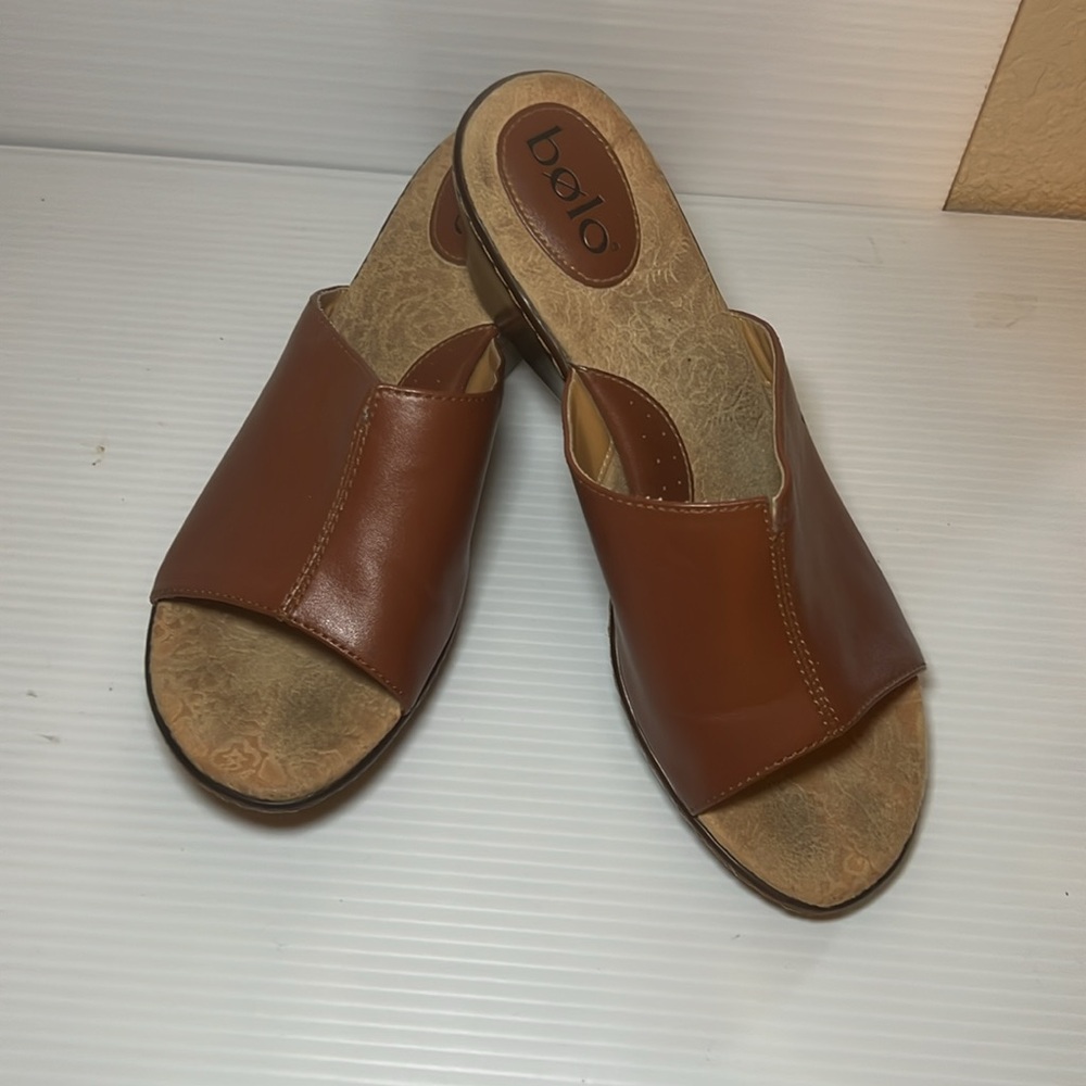 Bolo Women's Brown Slide Sandals Size 10